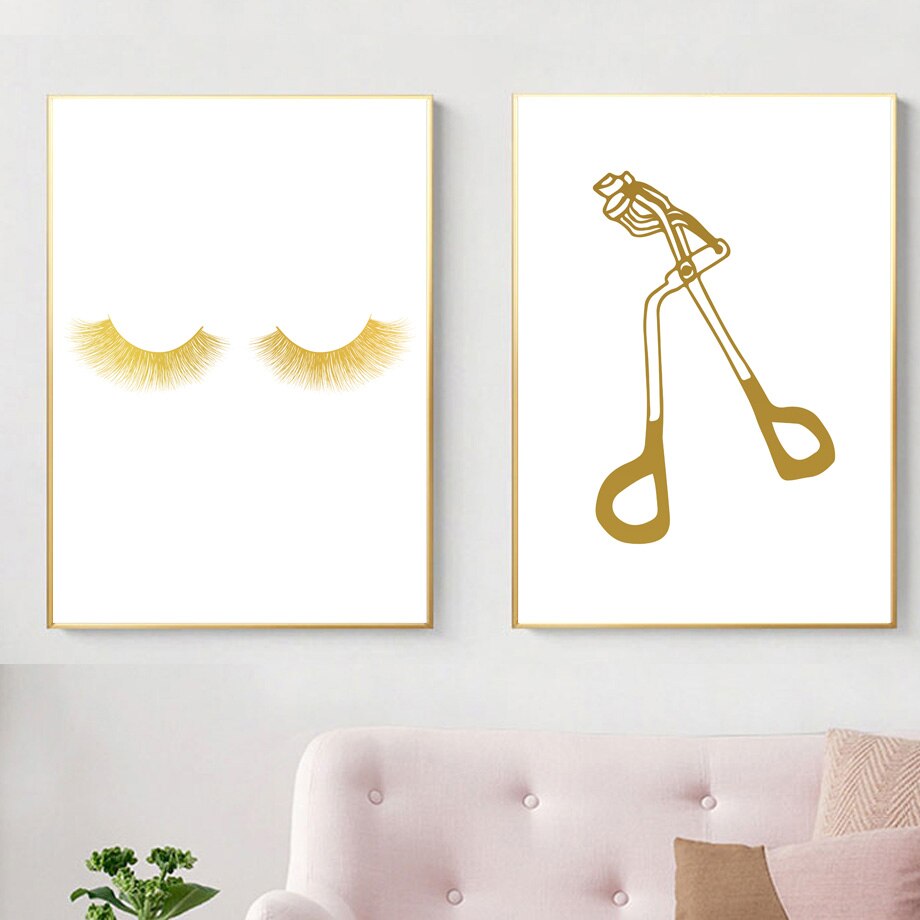 Golden Lips Makeup Brush Eyelash Salon