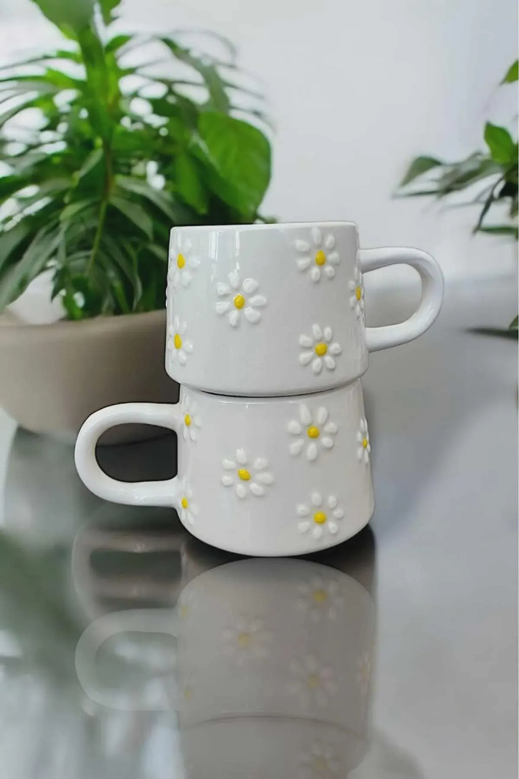 Handmade Ceramic Mug Set with Yellow Daisy Design for Coffee and Tea