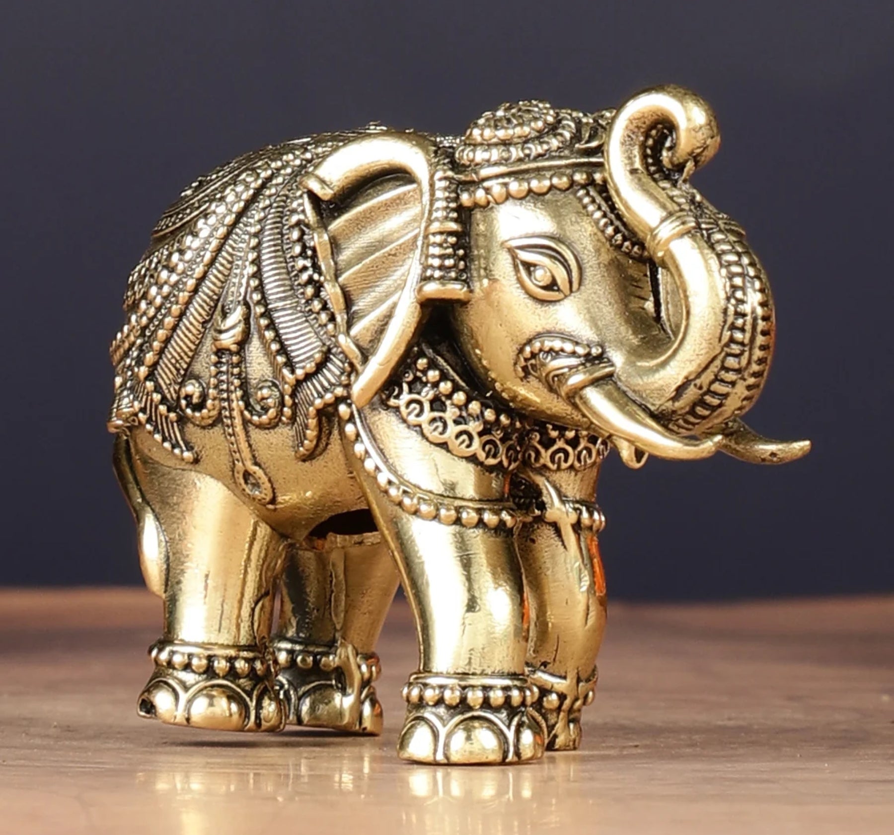 Brass superfine elephant miniature showpiece 4"