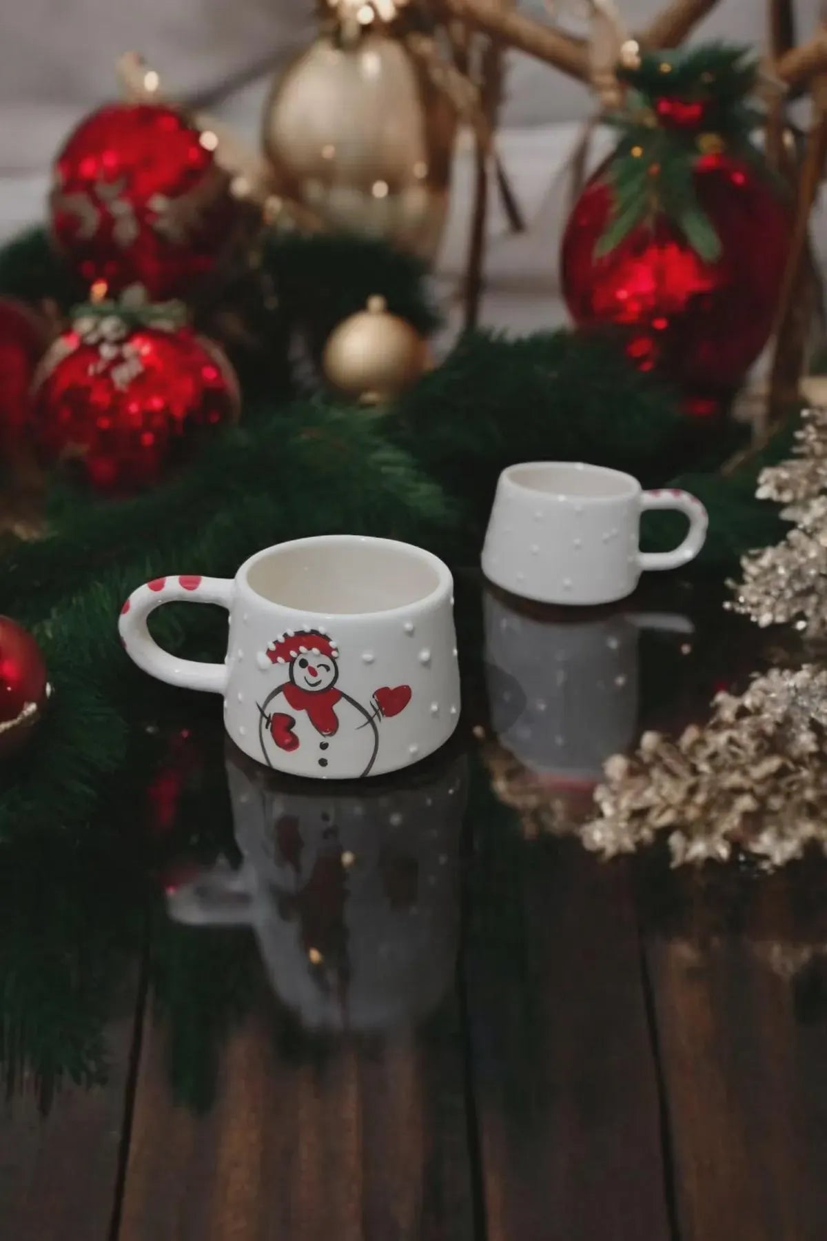 Handmade Christmas Mug Set with Holiday Motifs for Festive Season