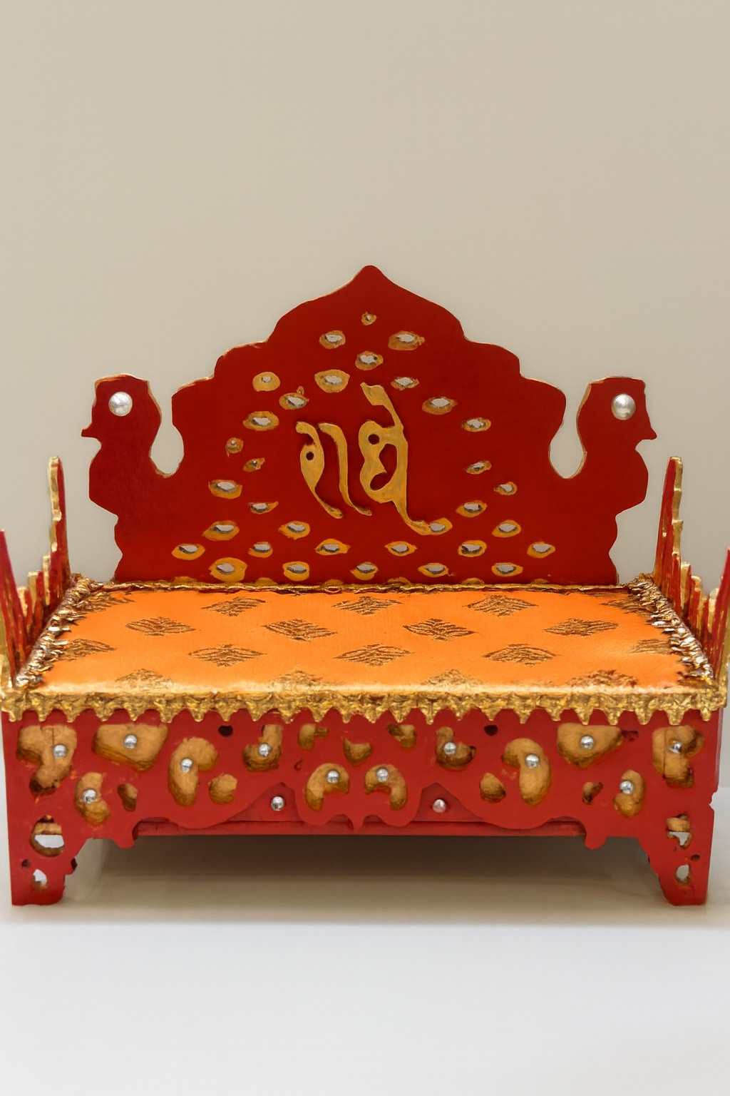 Miniature Decorative Throne – Traditional Festival