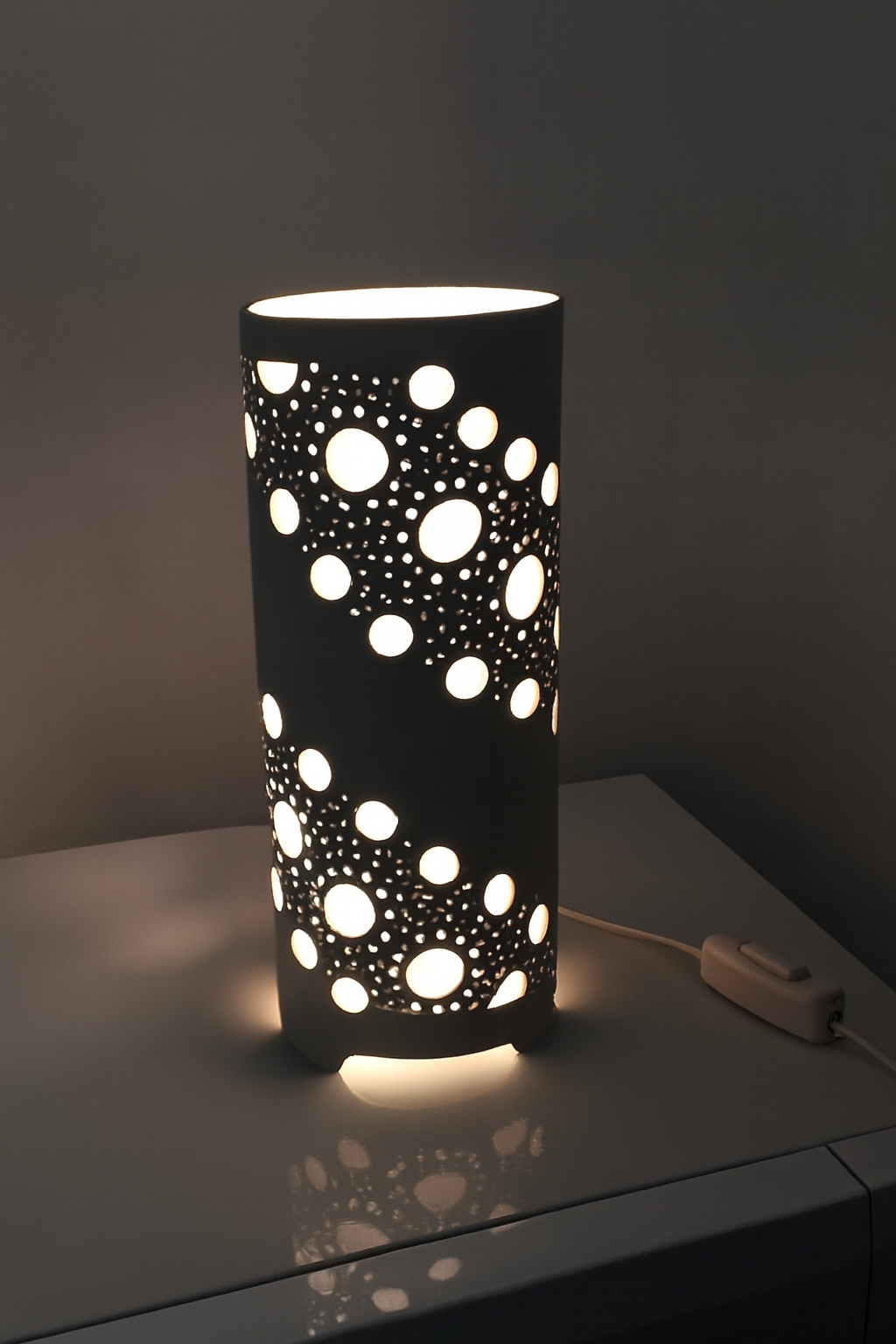 Spiral Cut-Out Cylinder Lamp – Warm Home Decor