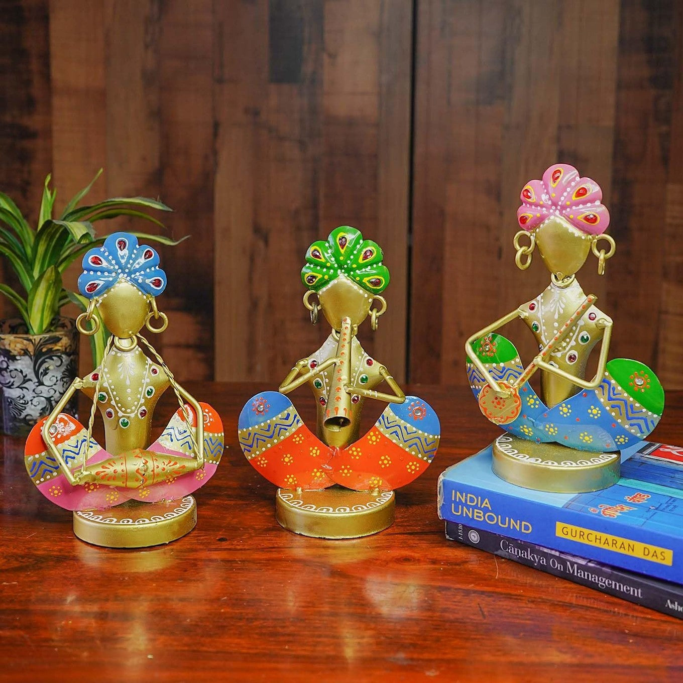 Living Room Decor Items (Gold Rajasthani Musicans - Set of 3)